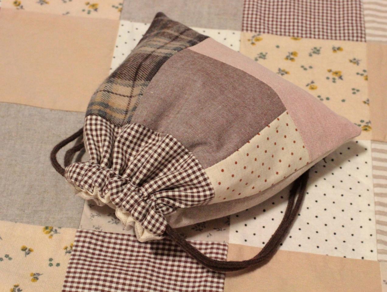 핸드메이드 패치워크 스트링 파우치