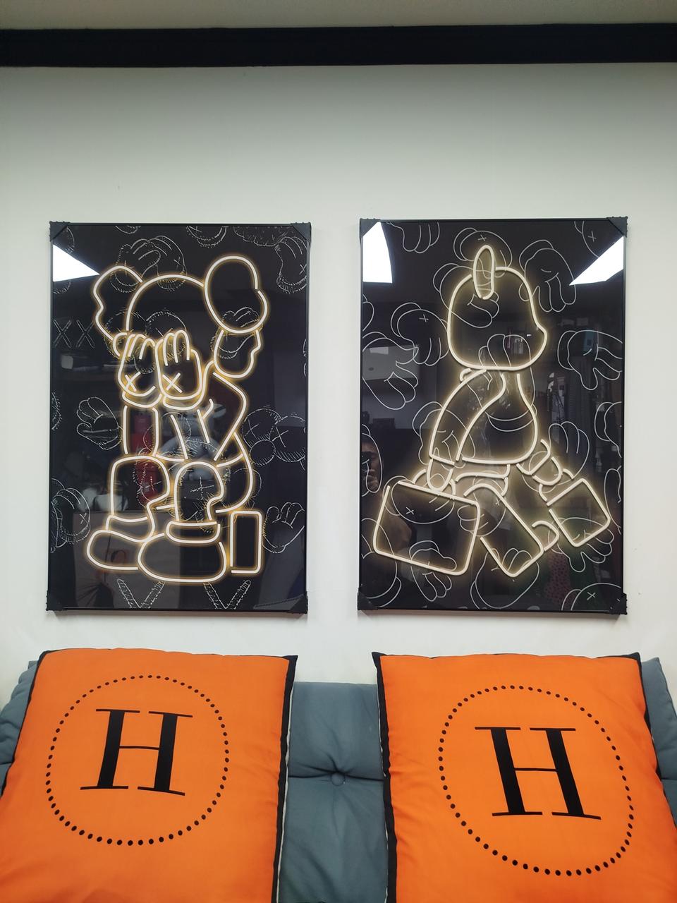 카우스 베어브릭 카우스그림 카우스액자 그림액자 그림 액자 인테리어소품