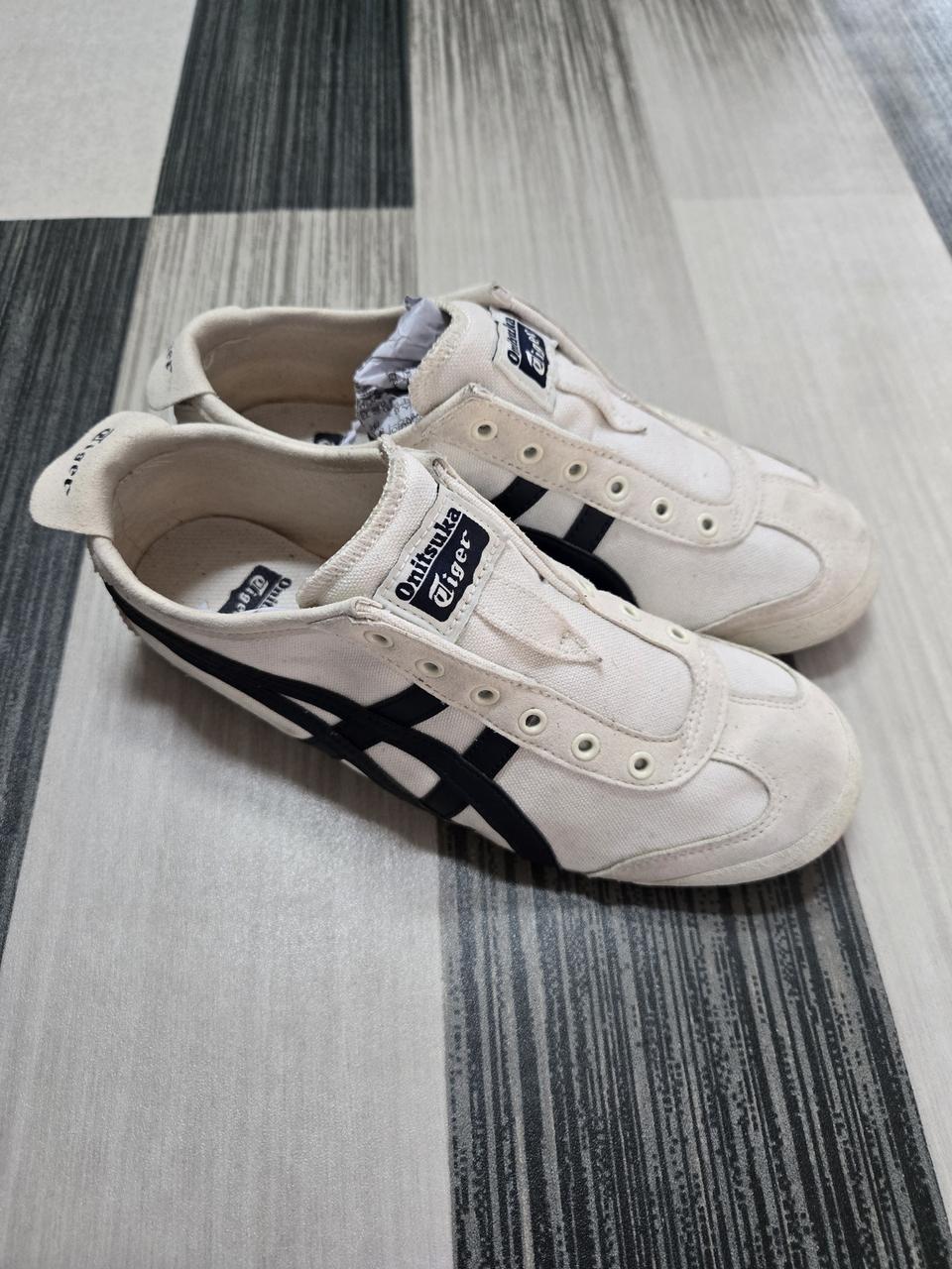 오니츠카타이거 여성 스니커즈 운동화 240