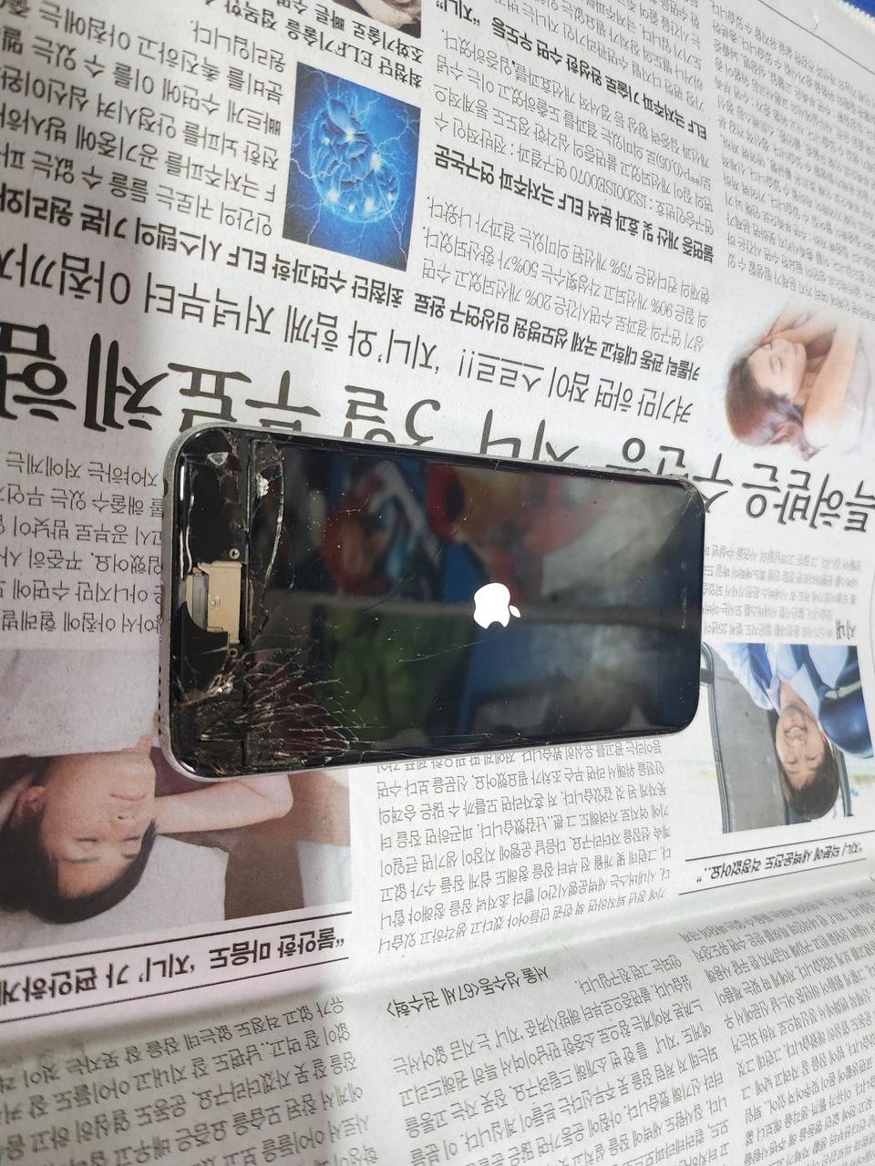 부품용 아이폰6S 잠김