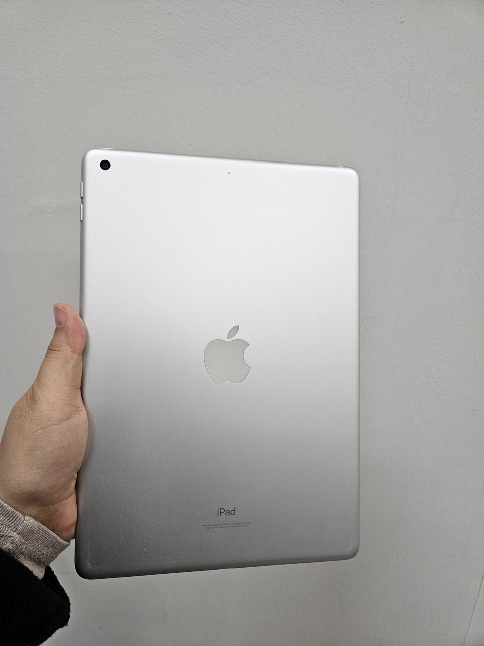 S급)무잔상 아이패드 9세대 Wi-Fi 64 실버 274