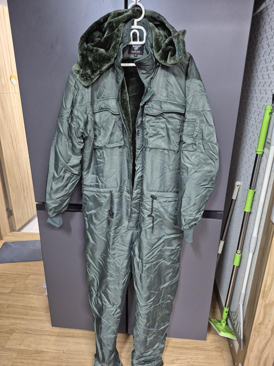 경신우주작업복