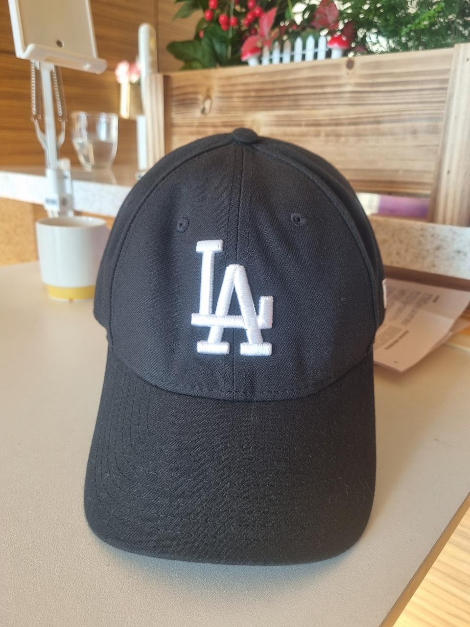 뉴에라 엠엘비 볼캡 모자