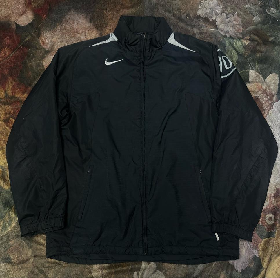 나이키 빈티지 그레이 사이드라인 블랙스우시점퍼 100 바람막이 패딩 자켓