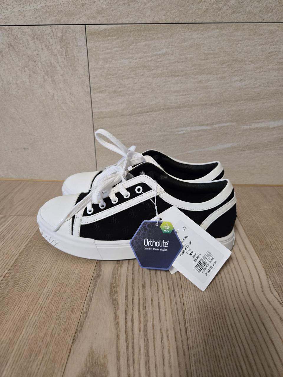 [250/미착용] 페어라이어 여성 골프화