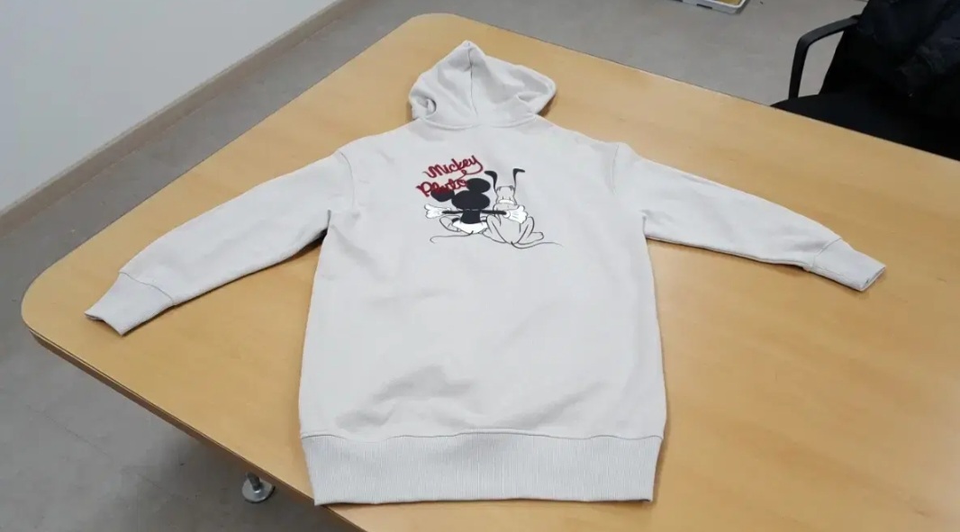 디즈니 후드 티셔츠 S