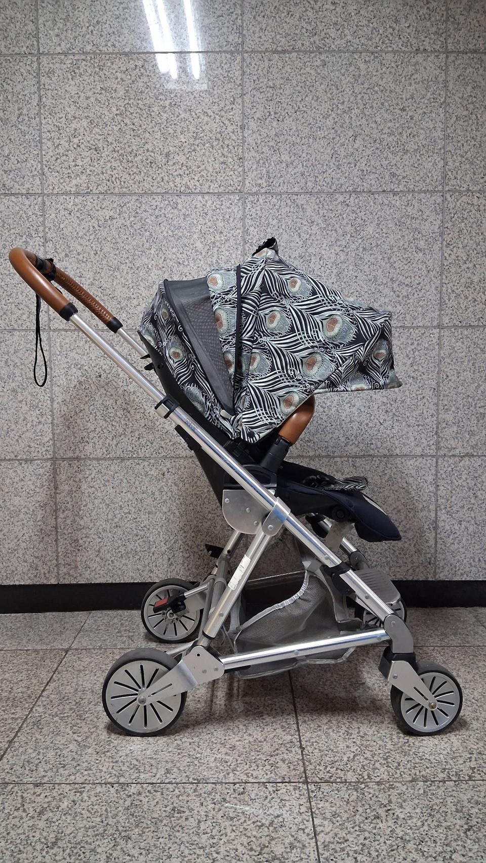 영국산 최고급 명품 럭셔리 디럭스 유모차 마마스앤파파스 시그너쳐. 방풍커