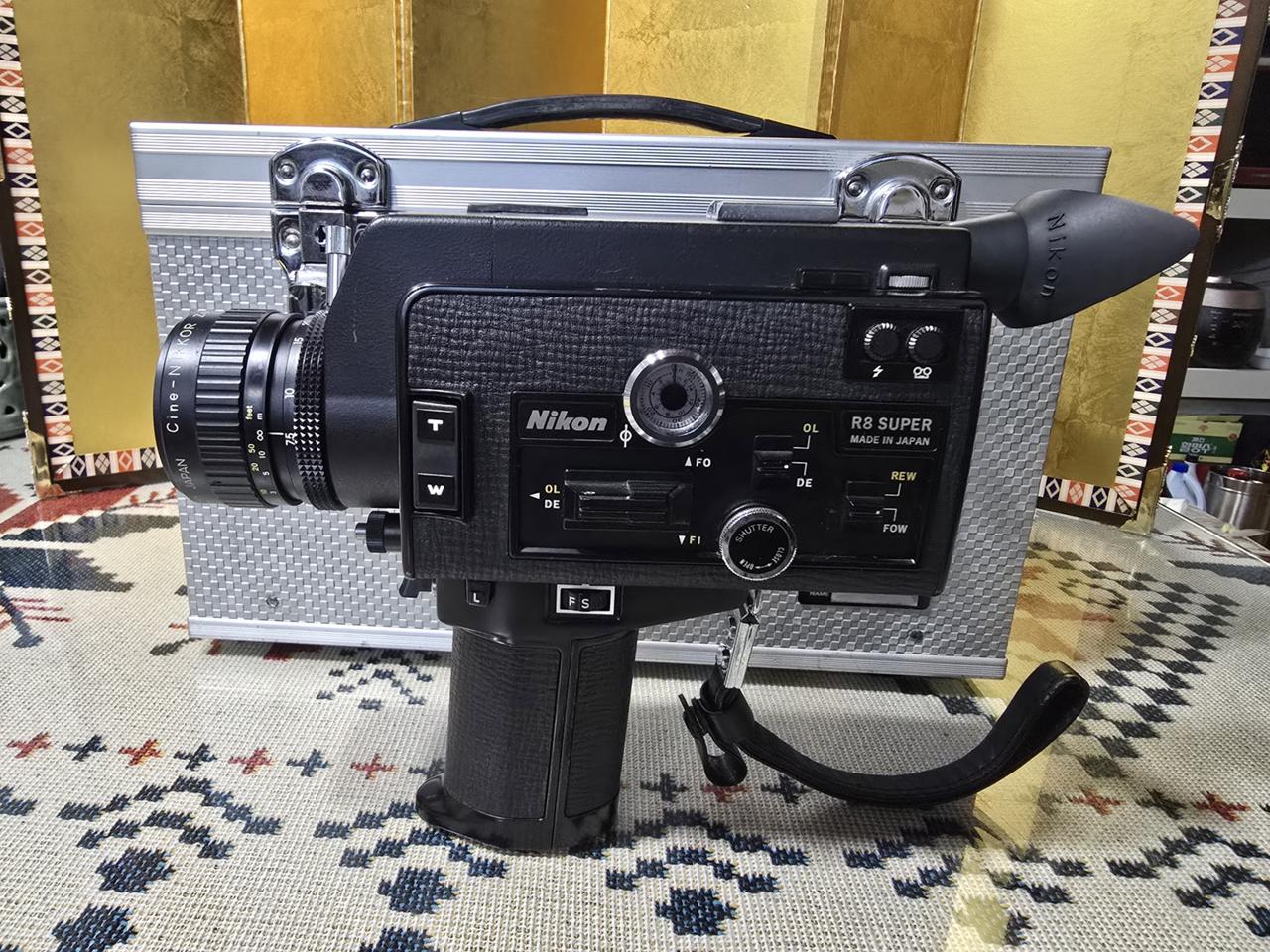 빈티지 니콘 R8 SUPER 최고급형 무비카메라