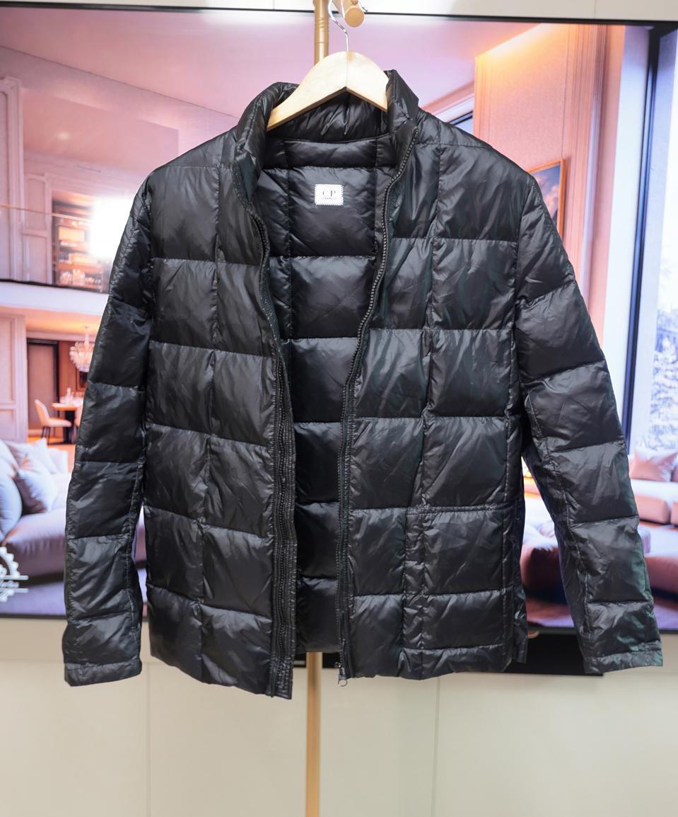 아는 사람만 찾는 CP컴퍼니 다운 내피 하나 내놔유