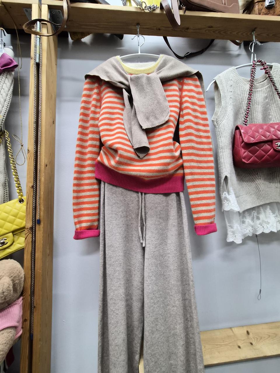 타미힐피거스트라이프 니트. 캐시미어100% 팬츠