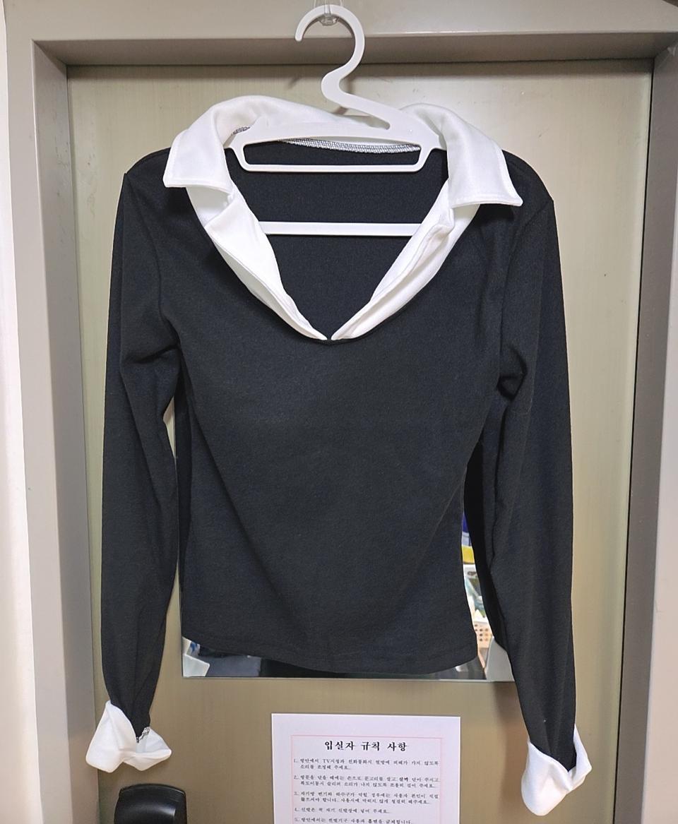 블랙 레이어드 셔츠 니트