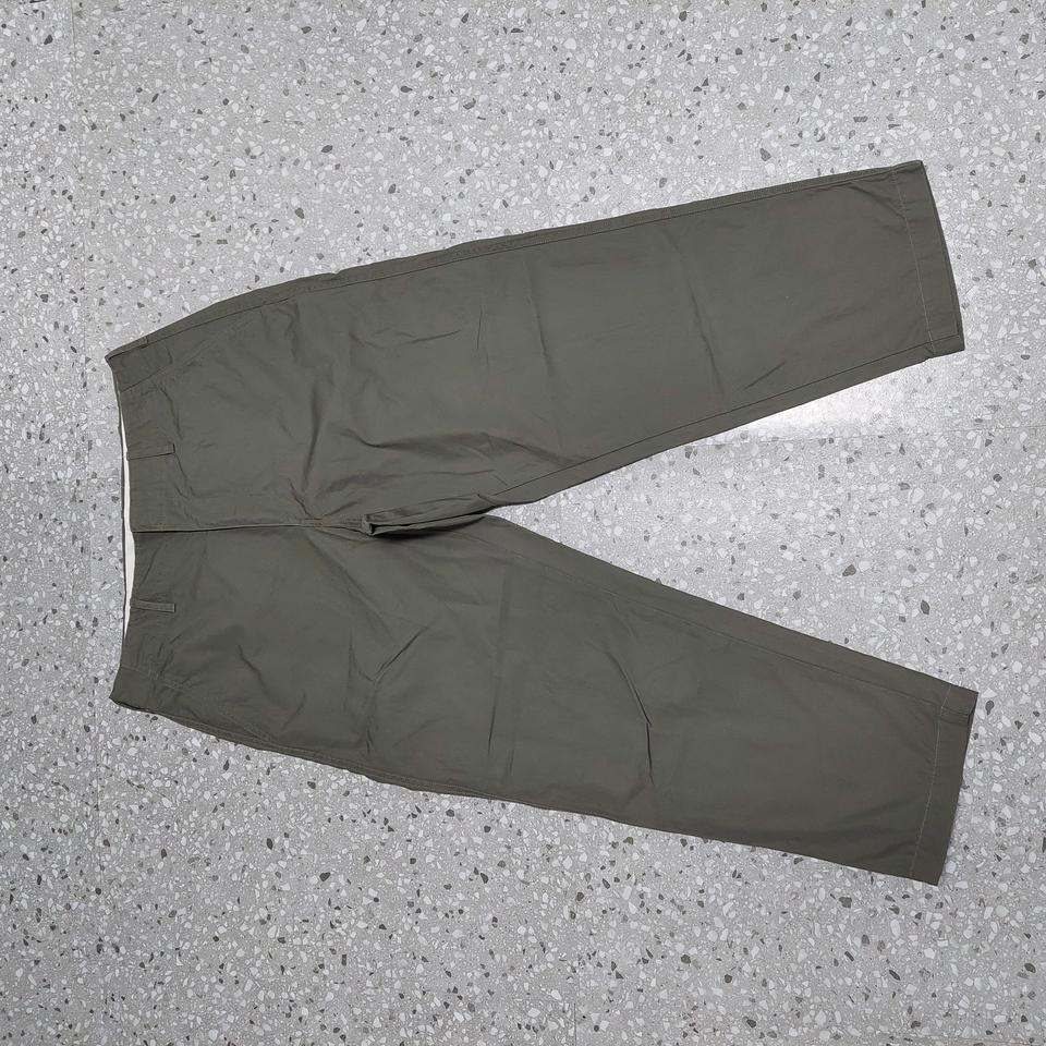 유니클로 U 와이드 테이퍼드 팬츠 올리브 34/면바지/치노/트윌/슬랙스