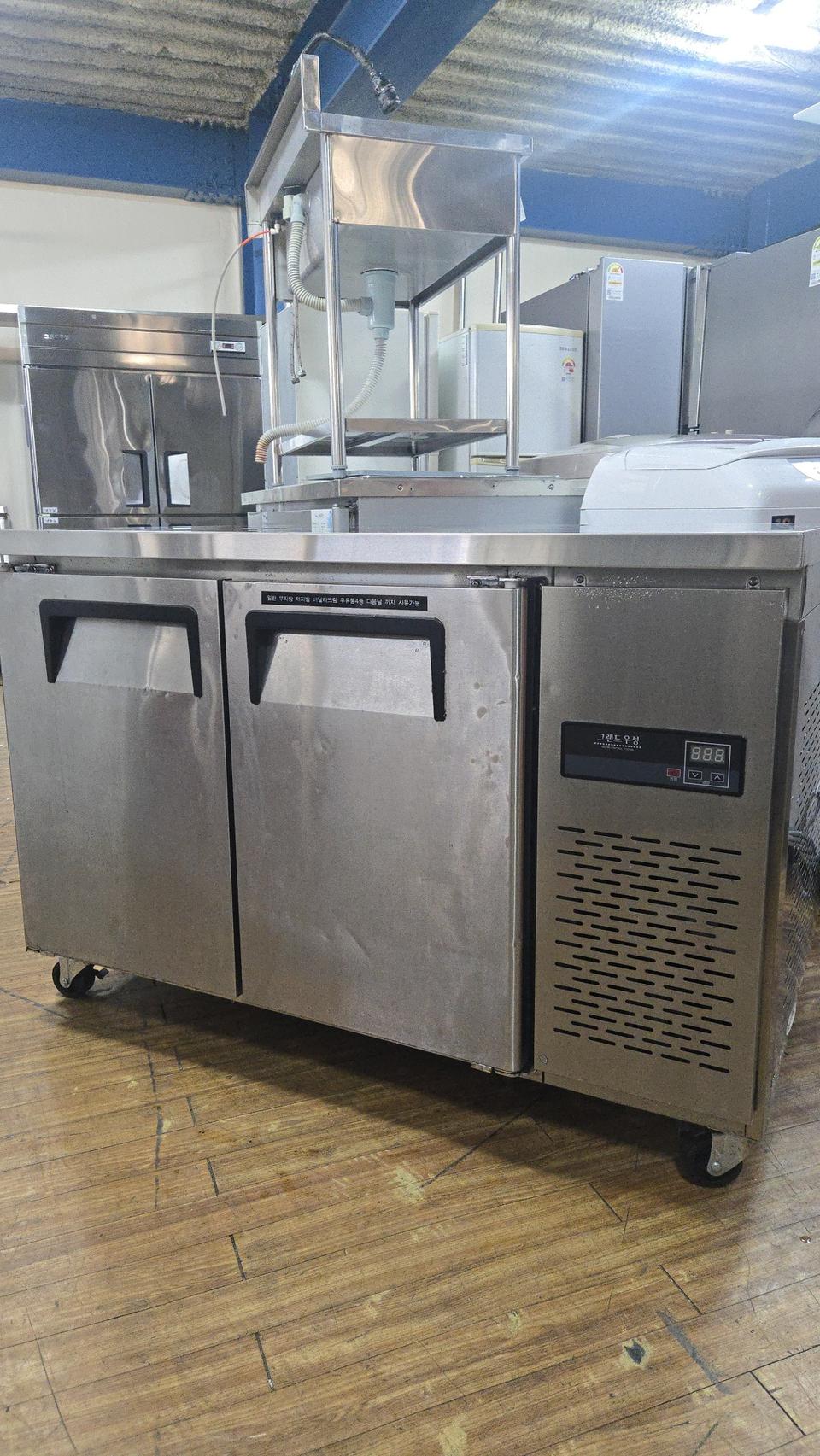 간냉식 테이블냉장고