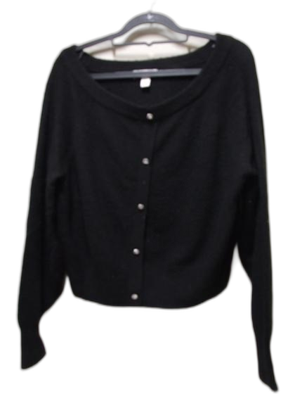 에이치엔엠 H&M 큐빅단추장식 모스판 크롭니트 택L