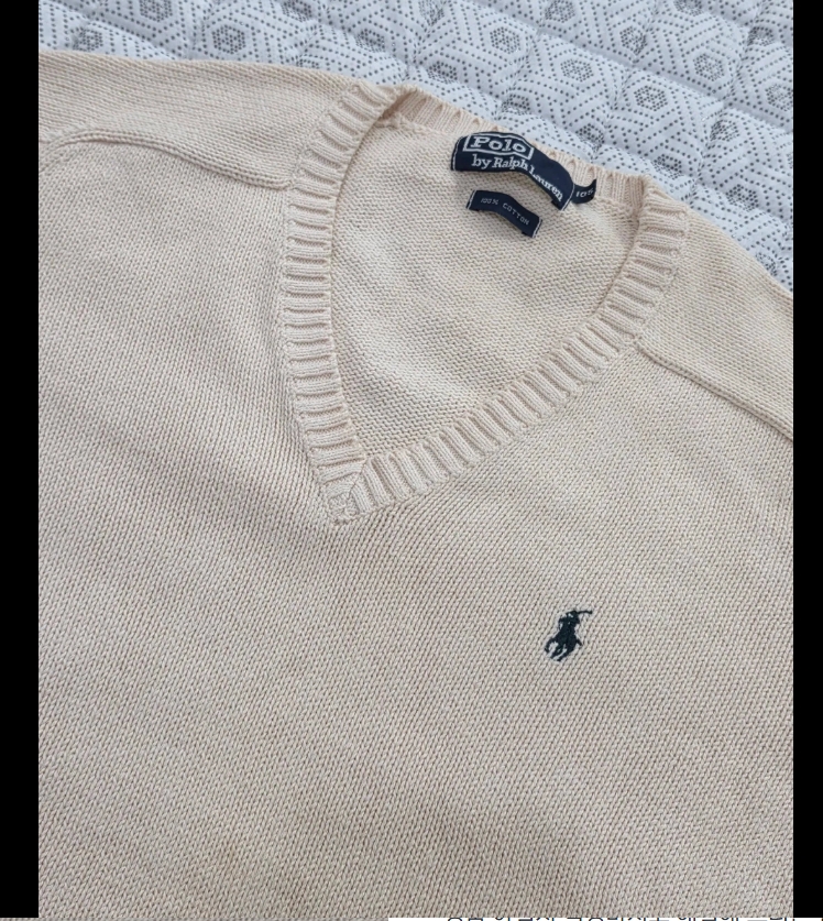 폴로 브이넥 니트 105