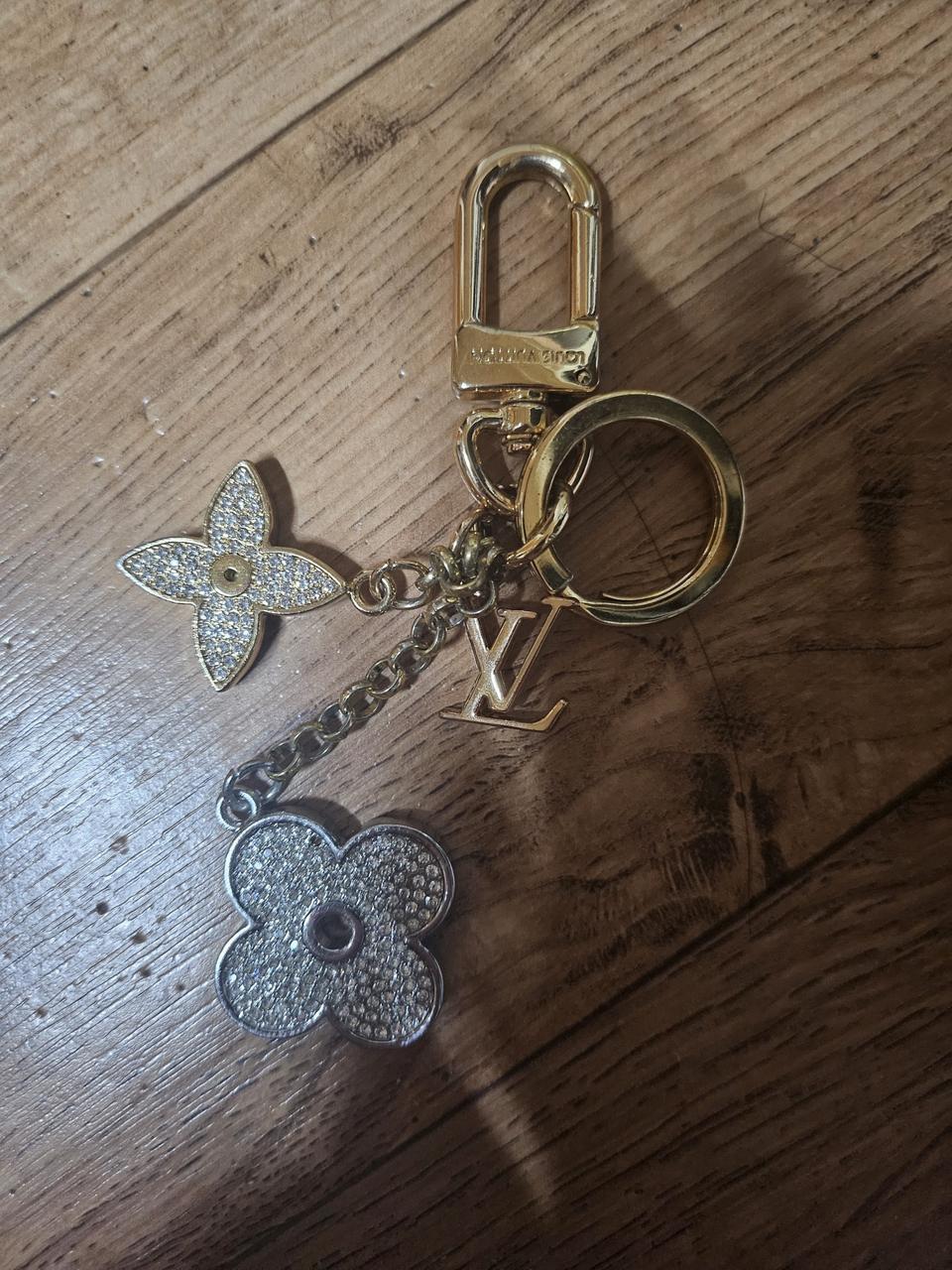 루이 써지컬 키링