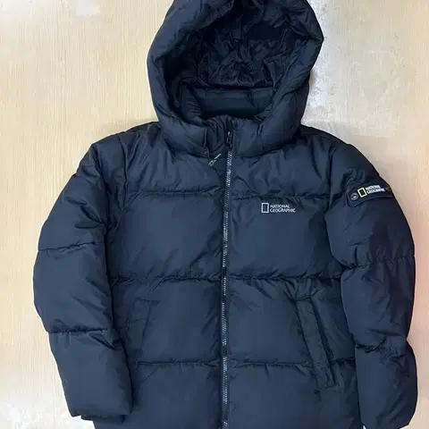 130사이즈 내셔널지오그래픽 덕다운 후드 오리털 패딩 블랙 키즈