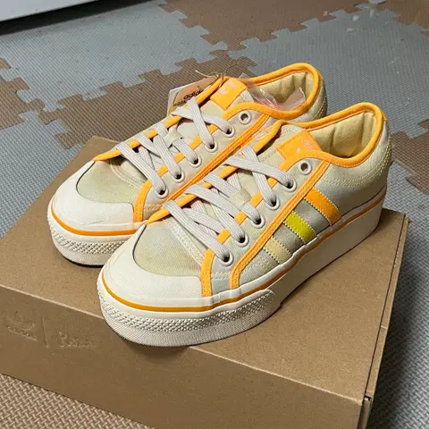 아디다스 니짜 플랫폼 팔리 235 신발 스니커즈