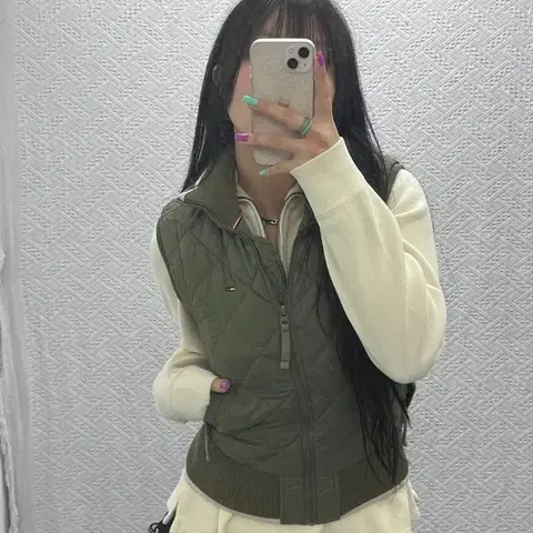 타미힐피거 슬림핏 말차카키 경량 패딩 조끼 S C07287