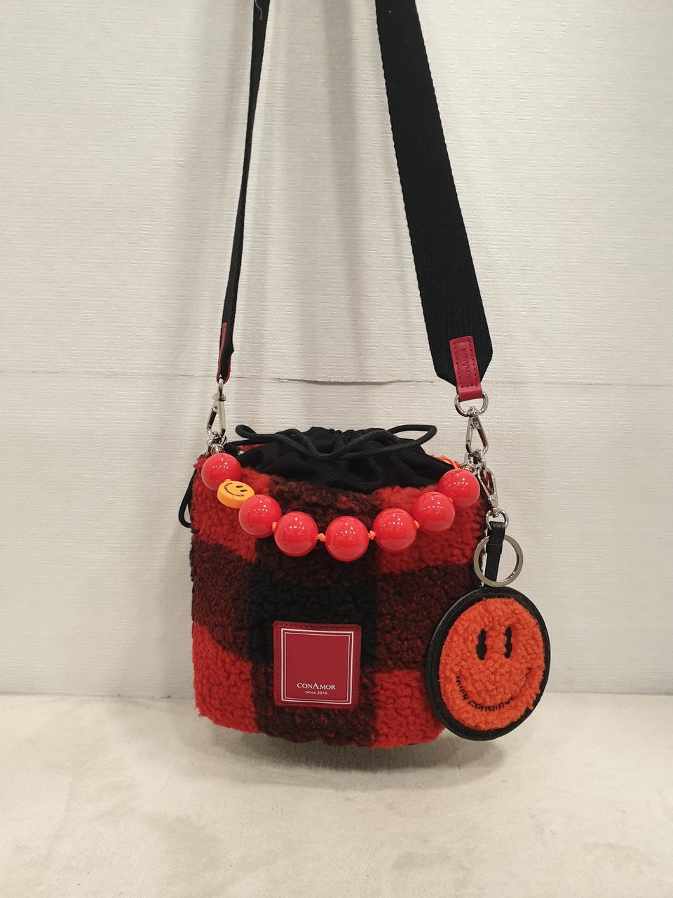 코나모르 퍼 체크 버킷백 토트백 크로스백 레드