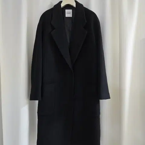 스튜디오톰보이 블랙 롱 코트