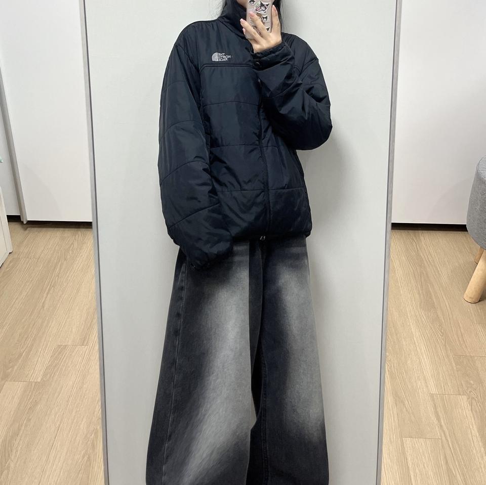 노스페이스 자수로고 블랙 경량패딩