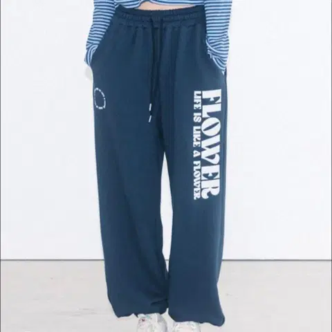 (택새옷)해비즘 레터링 조거팬츠