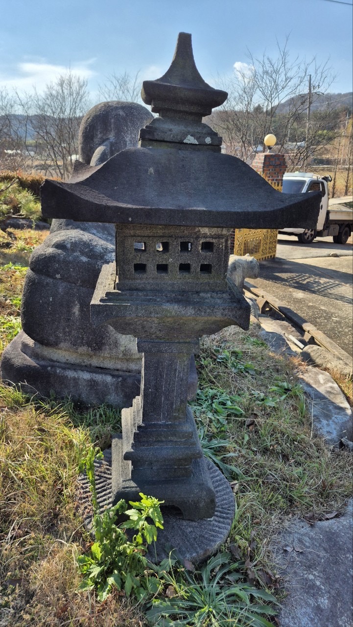 연대좋은 사각석등