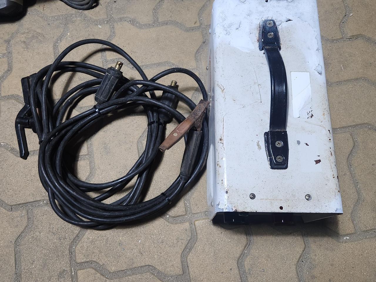 아세아 용접기 ASEA-220D 선포함 팝니다