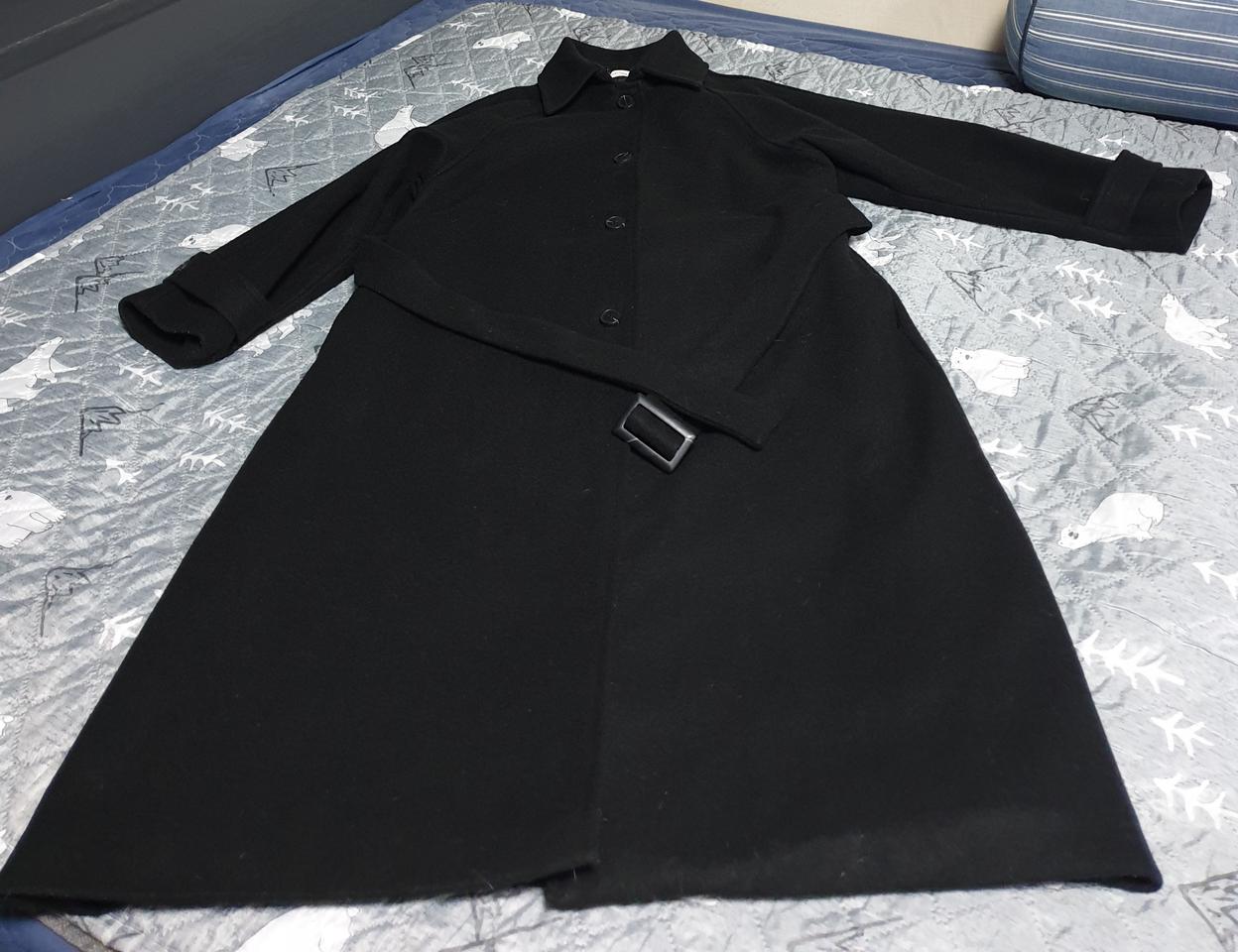 제이컬렉션 벨티드 안감누빔 울 롱코트 블랙 (F)