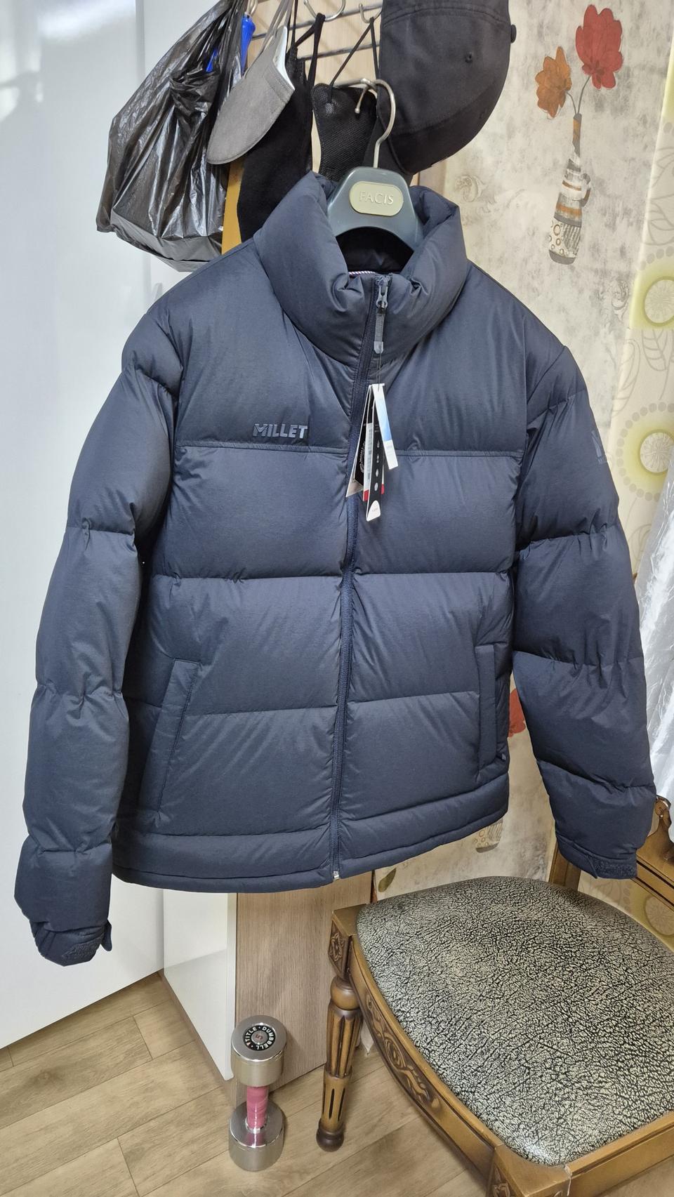 밀레 구스 겨울용 패딩