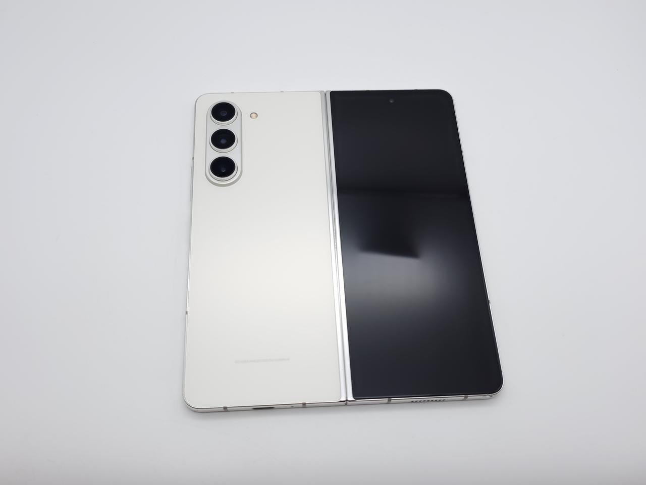 #중고폰 갤럭시Z폴드5 256기가 크림 (S급) / 1003