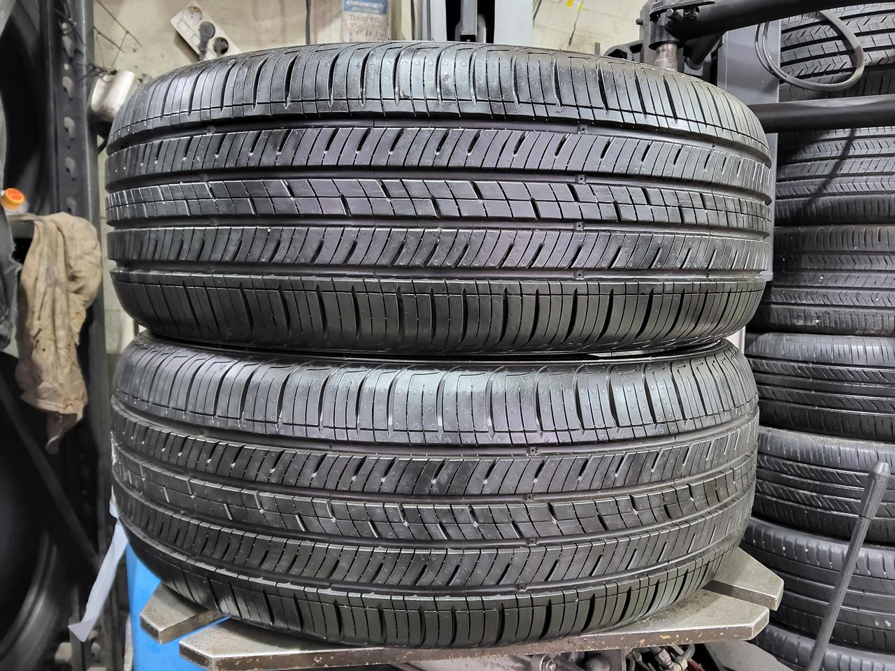 215 55 18 금호타이어 중고(22년)