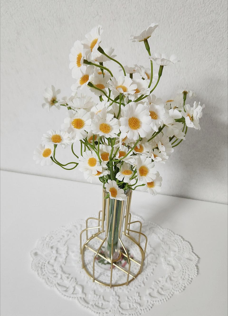 새상품)잔잔한 카모마일 조화 골드화병 인테리어소품