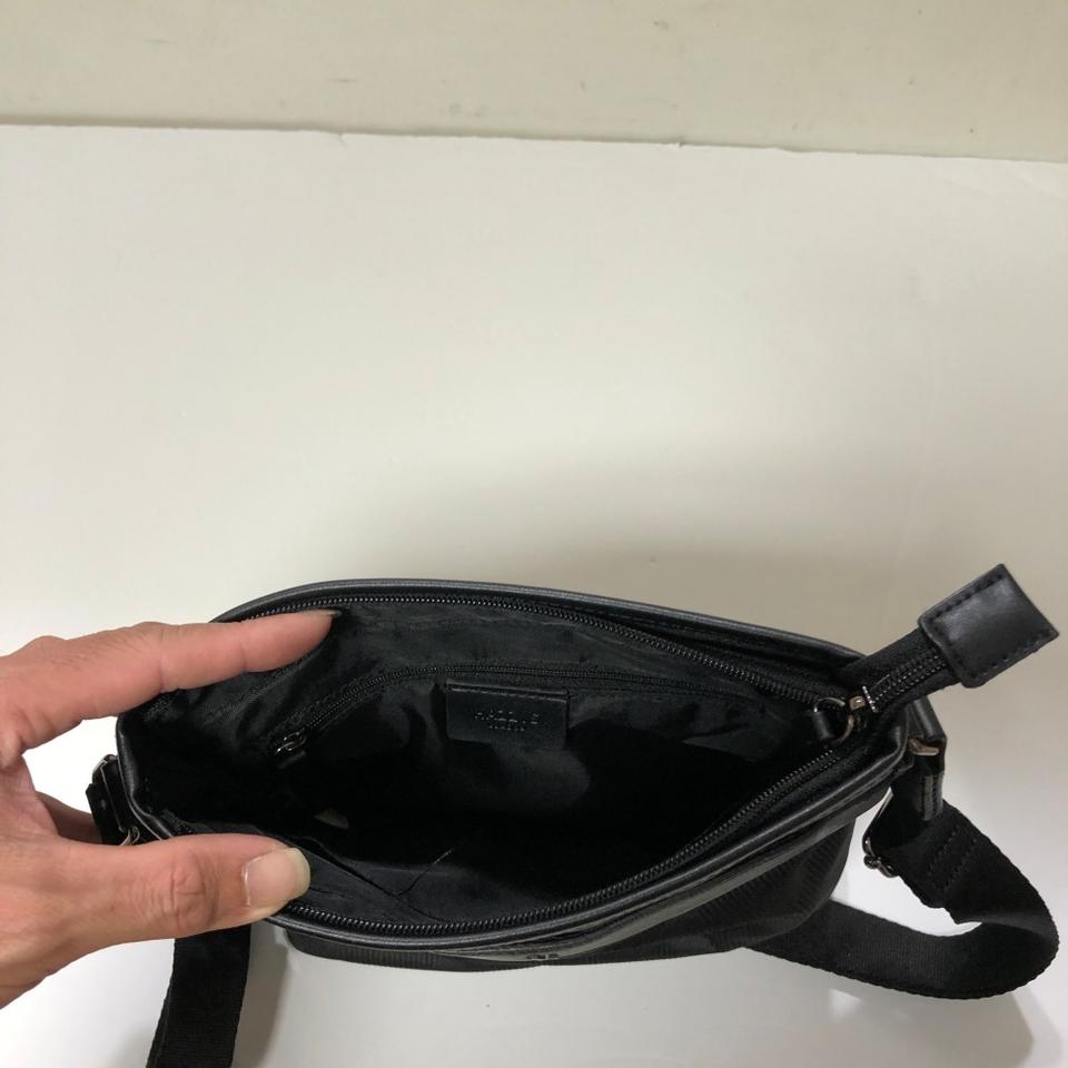 헤지스 크로스백@9915