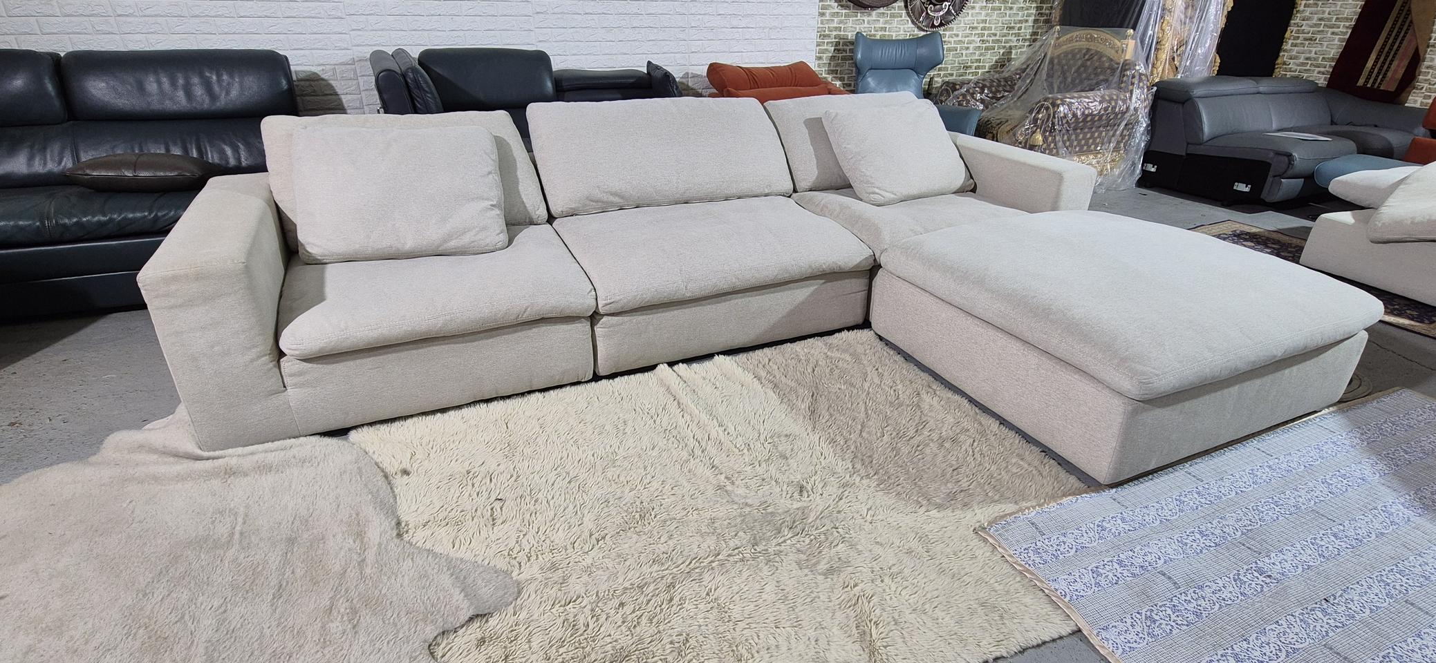 까사미아 캄포플러스 클래식 4인 소파쇼파+오토만(드라이세탁완료)