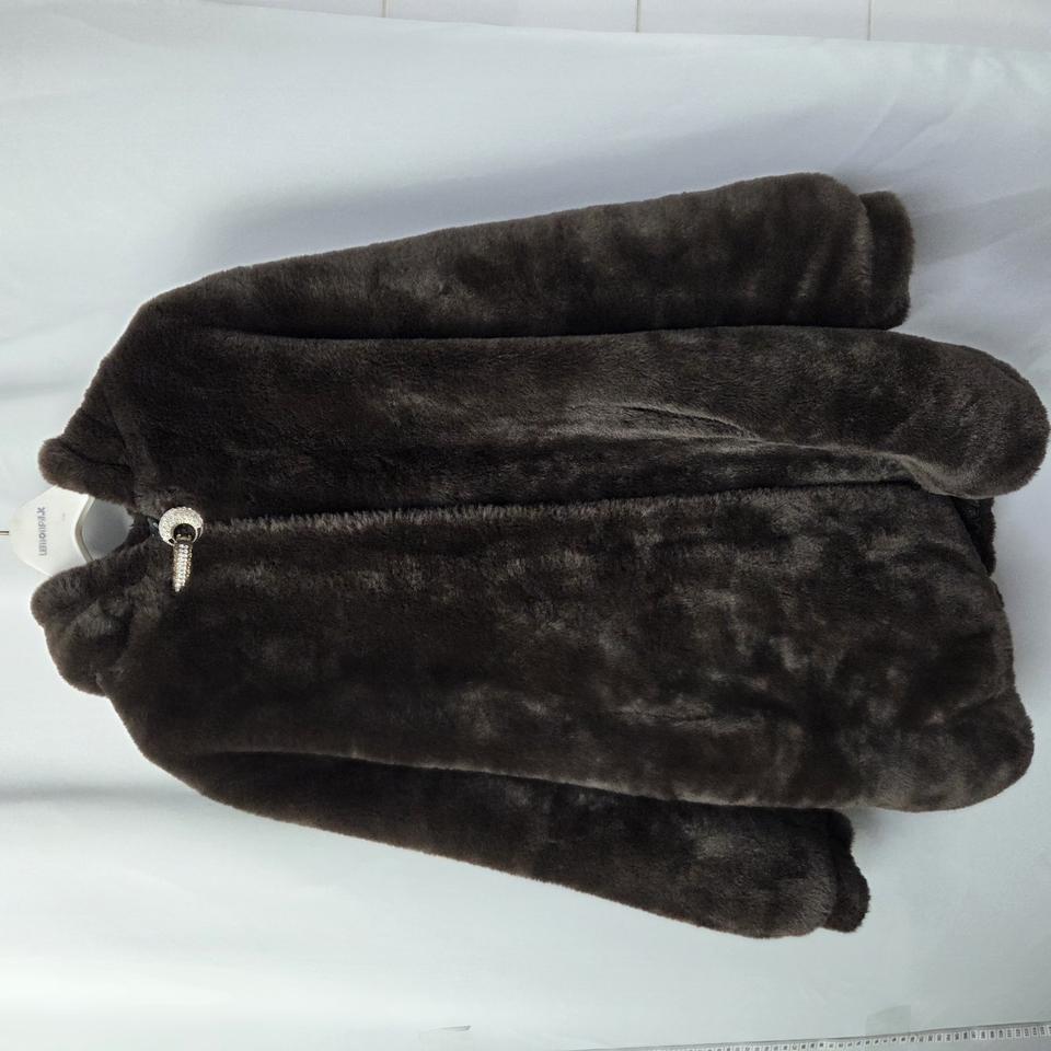 77/ 110 인조 퍼 롱 자켓 브로치 포인트