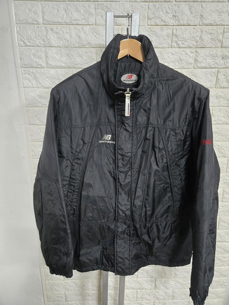 정품)뉴발란스 남성 블랙 자켓 95