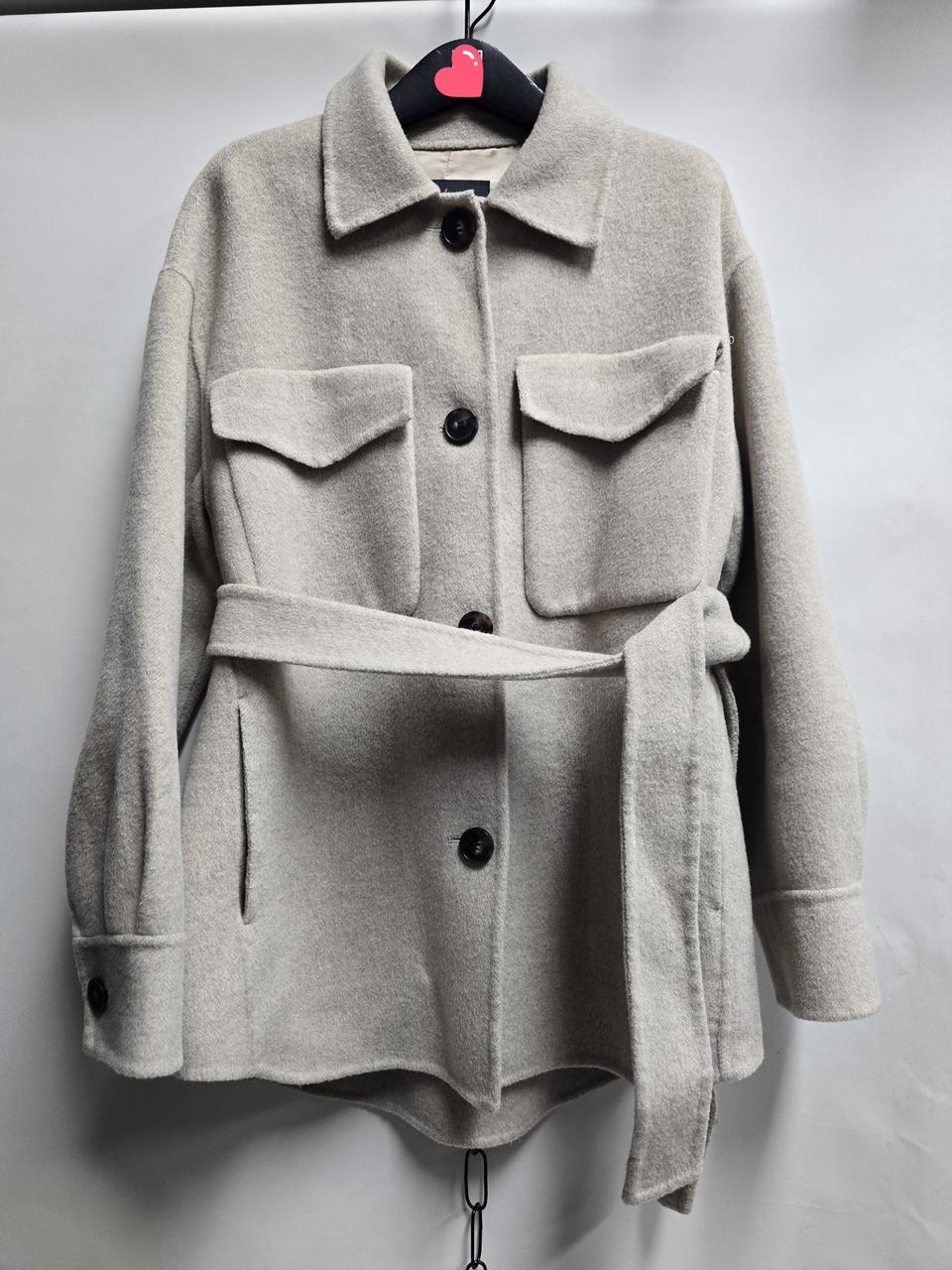 수스 울 밸트 자켓 Free