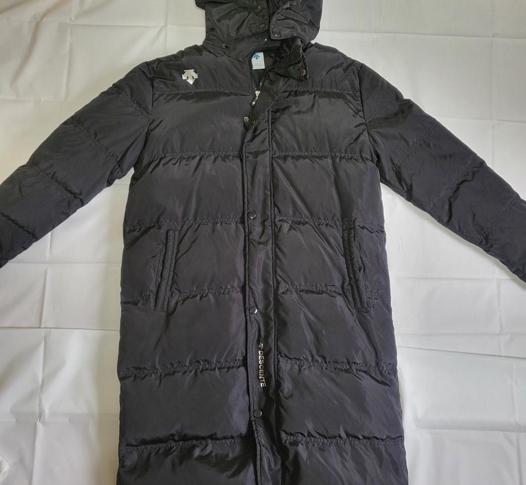 데상트 롱패딩 남녀공용L(가슴단면59)