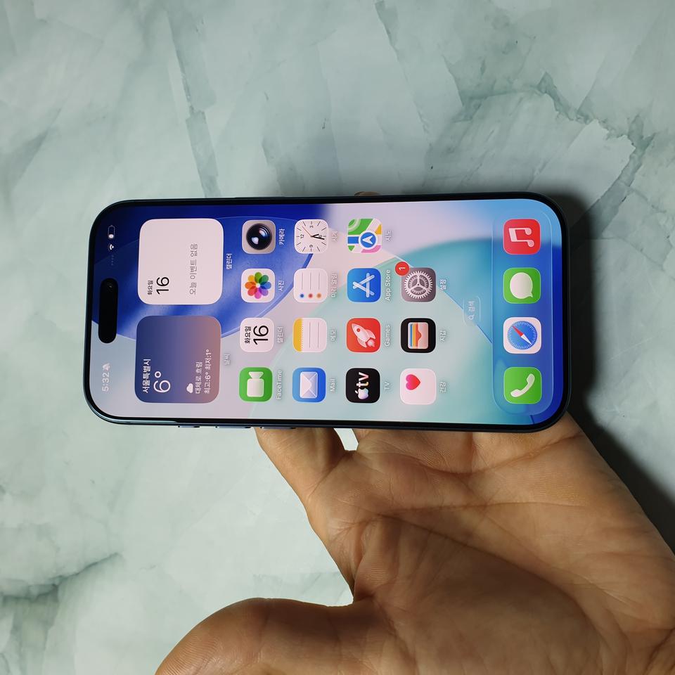 아이폰17프로 블루 256G S급 판매합니다-배터리100%