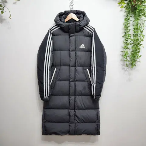 아디다스 3선 덕다운 롱패딩 L 사이즈