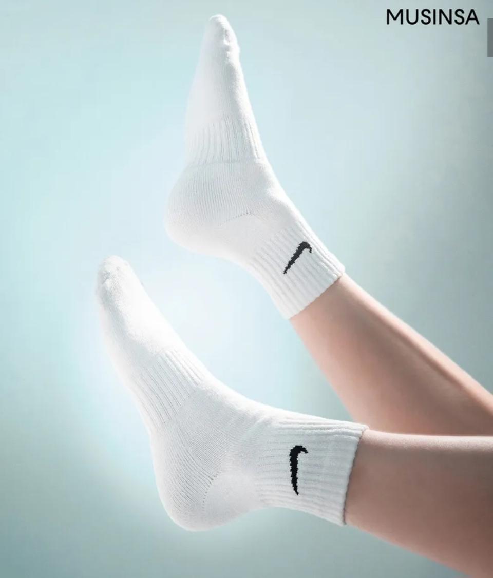 [새상품]나이키 에브리데이 쿠션 트레이닝 앵클삭스 양말 - 화이트 M