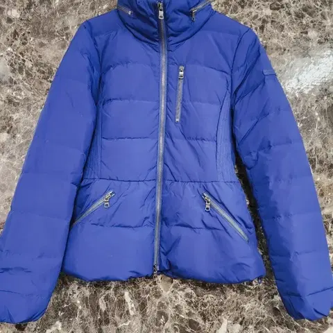 아르마니 여자 다운점퍼 55