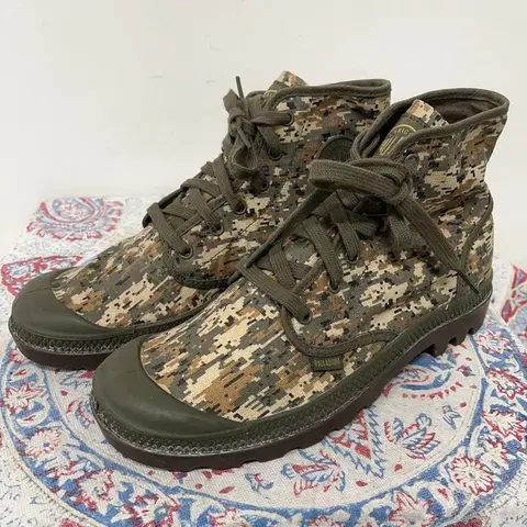팔라디움 밀리터리 카모 하이 스니커즈 26.5 E00702