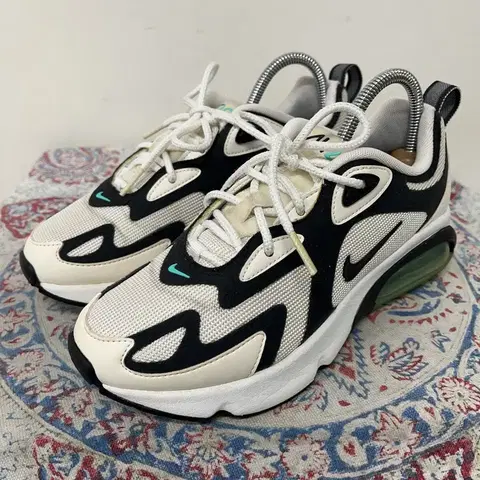 나이키 에어맥스200 런닝화 운동화 230 E00803