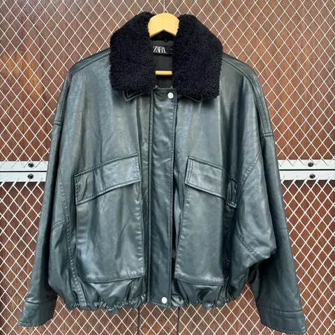 zara 자라 누빔 인조 가죽 퍼 카라 블루종 자켓 M