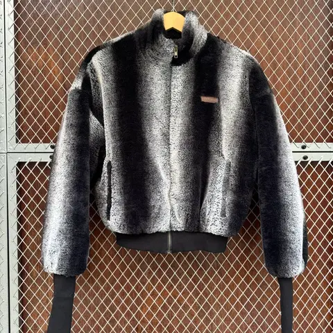 sculptor 스컬프터 페이크 밍크 퍼 크롭 패턴 블루종 집업 자켓