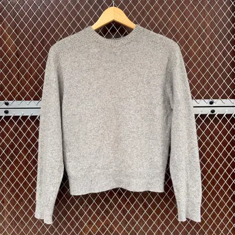 던스트 DUNST 캐시미어 라운드넥 그레이 니트 M