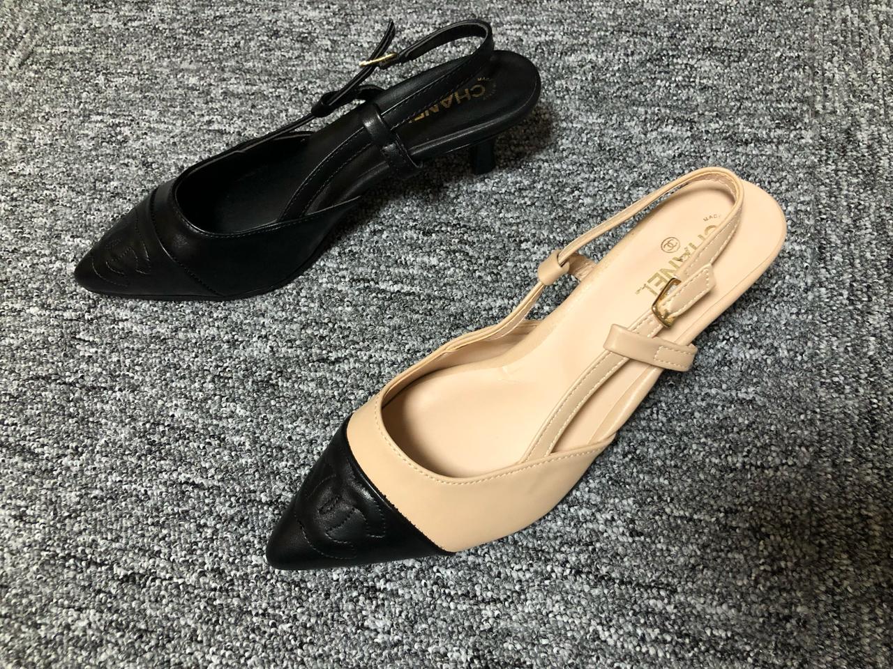 샤넬 슬링백 블랙 또는 베이지 개당가격